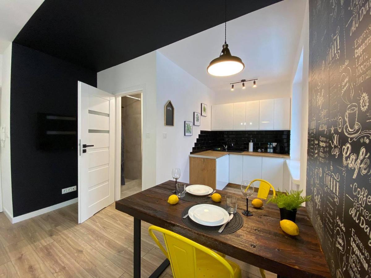 Niron Apartamenty Plac Konstytucji ปีวา ภายนอก รูปภาพ