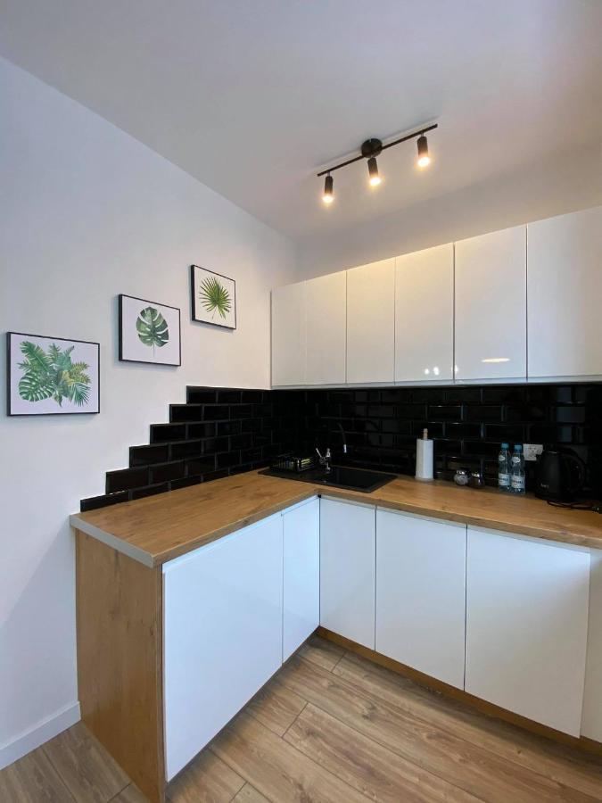 Niron Apartamenty Plac Konstytucji ปีวา ภายนอก รูปภาพ